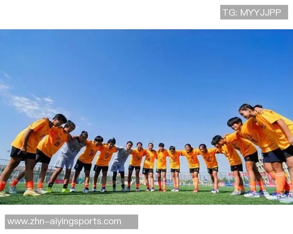 少年足球梦想启航青少年运动员成长之路与团队精神培养