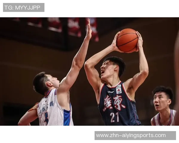 男篮强力锋线加盟广东队杜锋迎强援新赛季期待更大突破